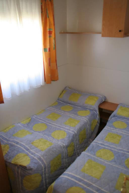 Bungalowpark Isabena La Puebla de Roda Eksteriør billede